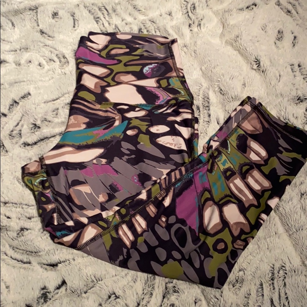 Anjali Capri leggings